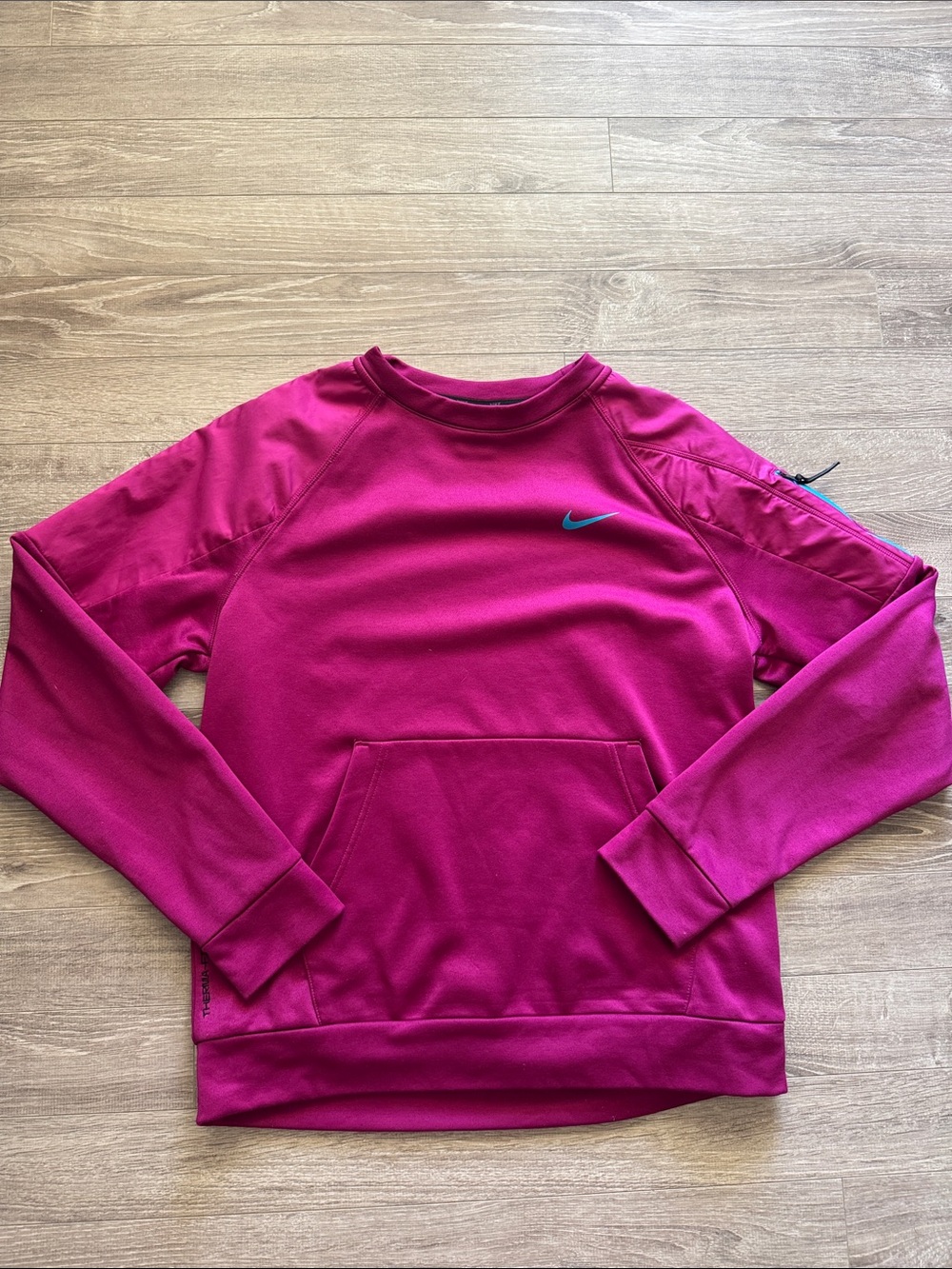 Nike Men's Magenta Crewneck Sweatshirt